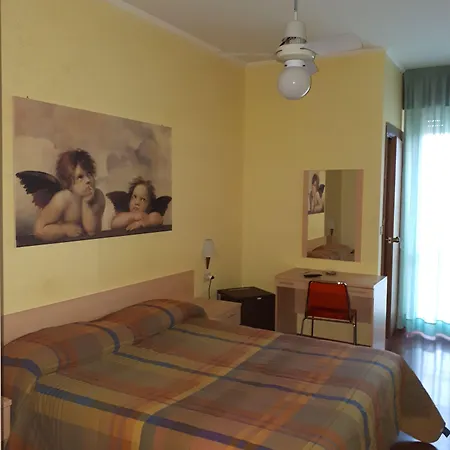 Hotell Atleti 3*