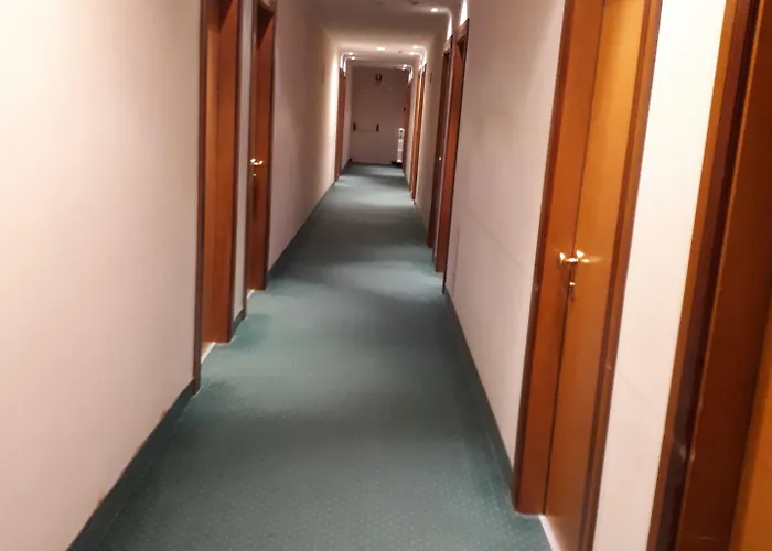 Atleti Отель 3*